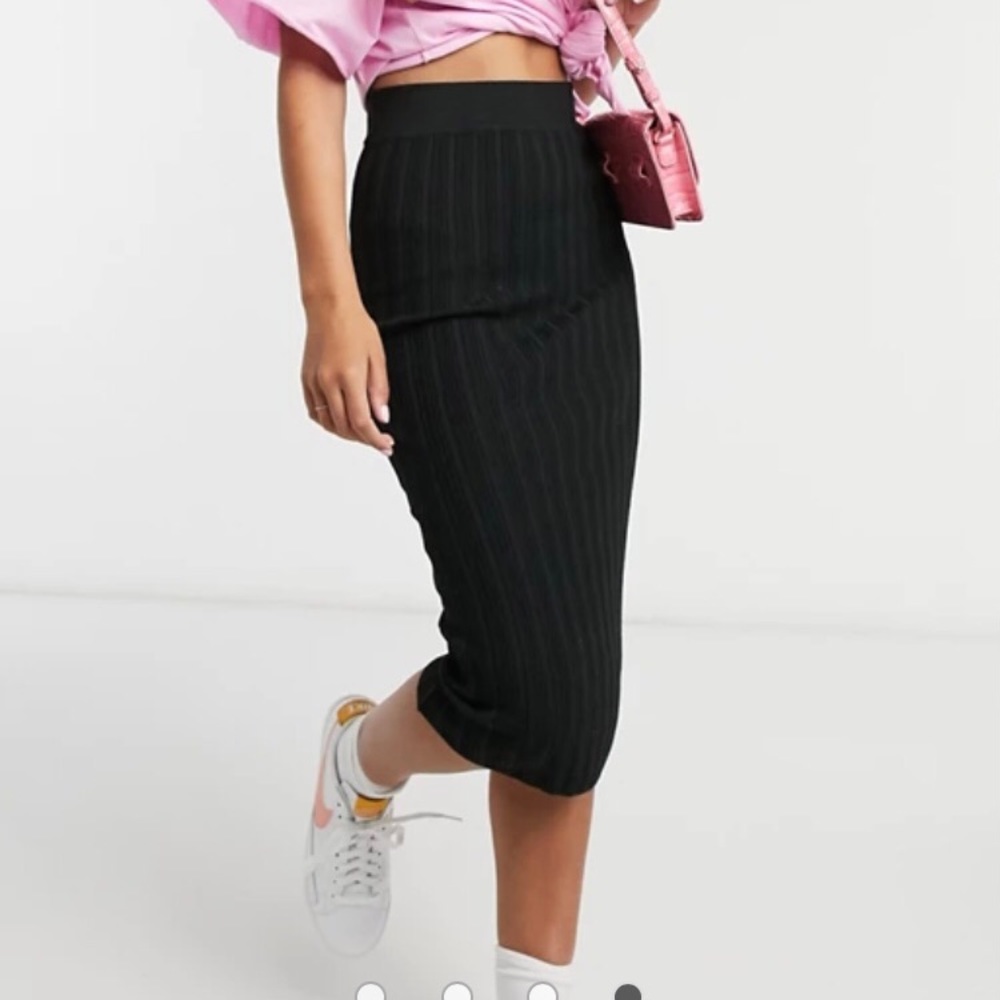 NWOT ASOS Petite Ribbed Midi Skirt